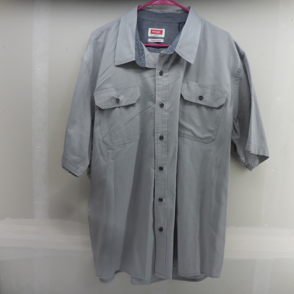 Wrangler‎ Flex for Comfort Mens 2XL Gray Short Sleeve Button Down Shirt Pockets